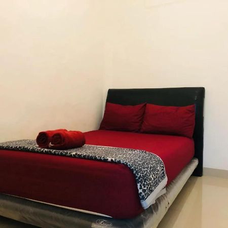 Calliandra Homestay Banyuwangi  Esterno foto
